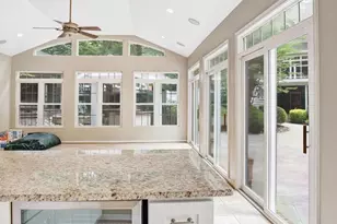 8261 Roseland Dr, Fairfax Station, VA 22039 - Photo 119