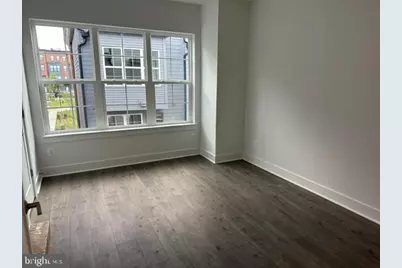 11256 Bunsen Street, Reston, VA 20190 - Photo 5