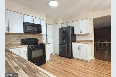 7594 Woodstown Drive, Springfield, VA 22153 - Photo 13