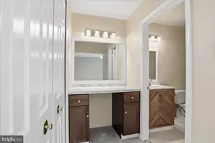7594 Woodstown Dr, Springfield, VA 22153 - Photo 23