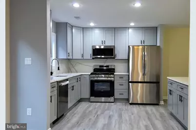 7106 Snug Harbor Court, Alexandria, VA 22315 - Photo 9