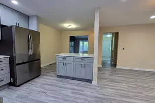 7106 Snug Harbor Ct, Alexandria, VA 22315 - Photo 13