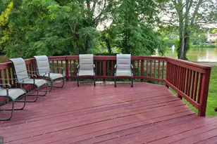 7106 Snug Harbor Ct, Alexandria, VA 22315 - Photo 33