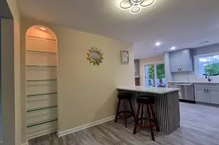7106 Snug Harbor Ct, Alexandria, VA 22315 - Photo 11