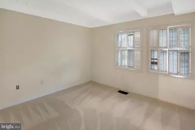 11172 Glade Drive, Reston, VA 20191 - Photo 19
