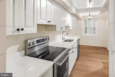 11172 Glade Drive, Reston, VA 20191 - Photo 7