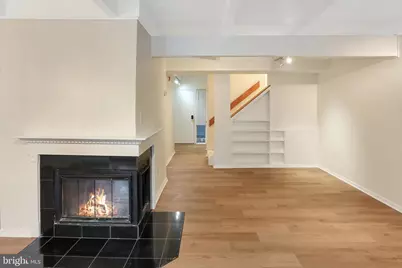 11172 Glade Drive, Reston, VA 20191 - Photo 17