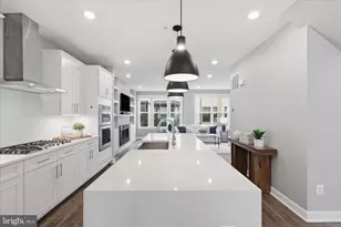 213 Market Square NW, Vienna, VA 22180 - Photo 17