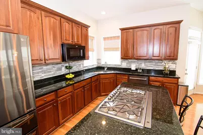 2460 Cypress Green Lane, Herndon, VA 20171 - Photo 25