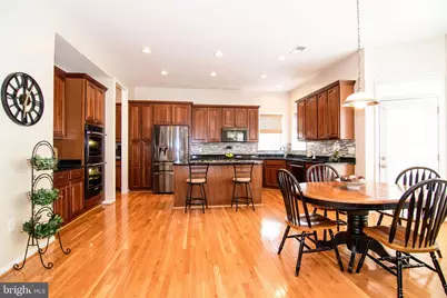 2460 Cypress Green Lane, Herndon, VA 20171 - Photo 17