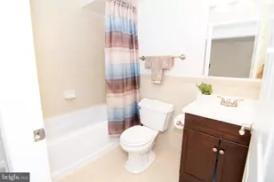 2460 Cypress Green Ln, Herndon, VA 20171 - Photo 57
