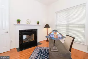 2460 Cypress Green Ln, Herndon, VA 20171 - Photo 11