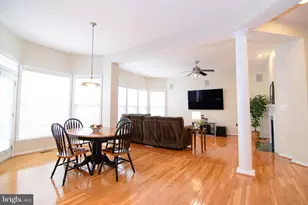 2460 Cypress Green Ln, Herndon, VA 20171 - Photo 15