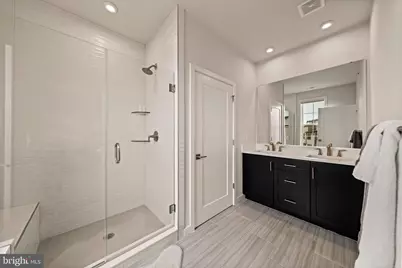 1734 McKenna Point Drive #1608, McLean, VA 22102 - Photo 15