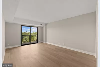 3800 Powell Lane #1218, Falls Church, VA 22041 - Photo 11