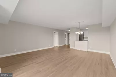 3800 Powell Lane #1218, Falls Church, VA 22041 - Photo 3