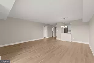 3800 Powell Ln, Falls Church, VA 22041 - Photo 3