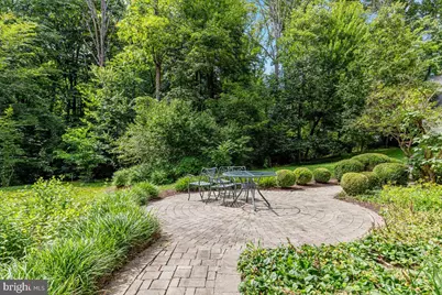 7131 Woodland Drive, Springfield, VA 22151 - Photo 9