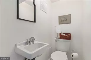 7131 Woodland Dr, Springfield, VA 22151 - Photo 65