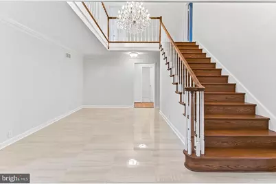 6294 Dunaway Court, McLean, VA 22101 - Photo 3