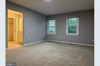 10152 Village Knolls Court, Oakton, VA 22124 - Photo 15
