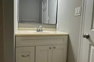 10152 Village Knolls Ct, Oakton, VA 22124 - Photo 31
