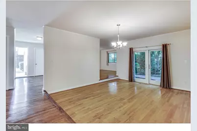 7220 Vistas Lane, McLean, VA 22101 - Photo 9