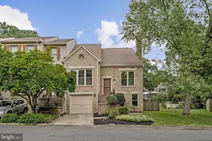 3011 Oakton Meadows Ct, Oakton, VA 22124 - Photo 1