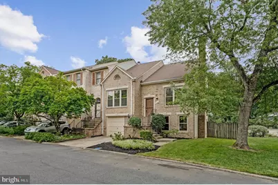 3011 Oakton Meadows Court, Oakton, VA 22124 - Photo 3
