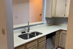 1348 Garden Wall Cir, Reston, VA 20194 - Photo 13