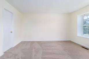 6112 Hoskins Hollow Cir, Centreville, VA 20121 - Photo 17