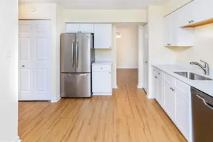 6112 Hoskins Hollow Cir, Centreville, VA 20121 - Photo 5
