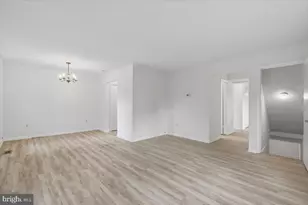7276 Larrup Ct, Alexandria, VA 22315 - Photo 7