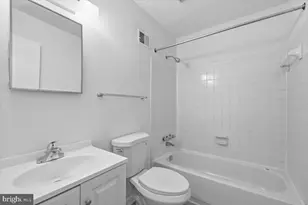 7276 Larrup Ct, Alexandria, VA 22315 - Photo 21