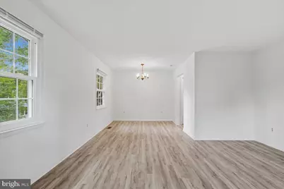 7276 Larrup Court, Alexandria, VA 22315 - Photo 9