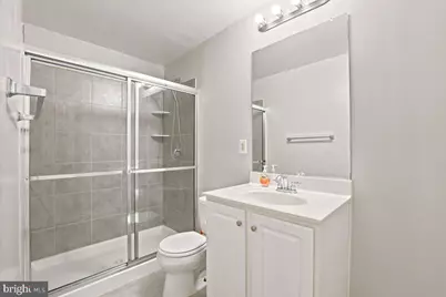 2004 Gallows Tree Lane, Vienna, VA 22182 - Photo 25