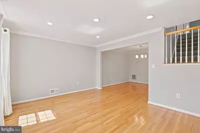 2004 Gallows Tree Lane, Vienna, VA 22182 - Photo 5