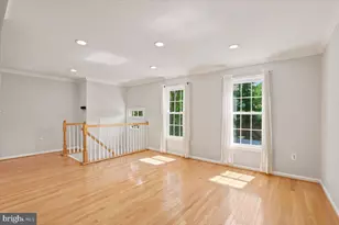 2004 Gallows Tree Ln, Vienna, VA 22182 - Photo 7