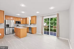 2004 Gallows Tree Ln, Vienna, VA 22182 - Photo 15