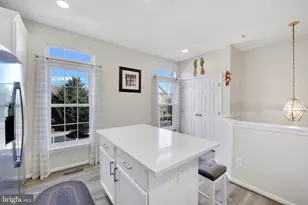 2981 Huntington Grove Square, Alexandria, VA 22306 - Photo 3