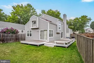 7521 Cross Gate Ln, Alexandria, VA 22315 - Photo 5