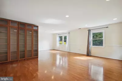 4607 Marshall Hall Lane, Fairfax, VA 22033 - Photo 5