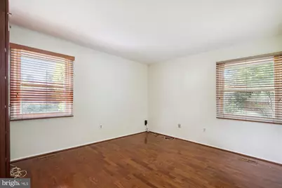 4607 Marshall Hall Lane, Fairfax, VA 22033 - Photo 29