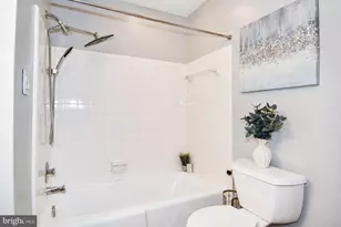 9222 Bailey Ln, Fairfax, VA 22031 - Photo 19