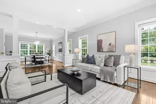 9903 Burke Station Ct, Fairfax, VA 22032 - Photo 9