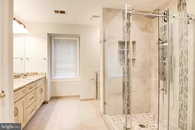 10322 Dunn Meadow Road, Vienna, VA 22182 - Photo 27