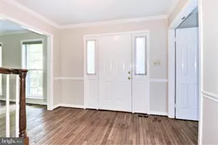 10322 Dunn Meadow Rd, Vienna, VA 22182 - Photo 9