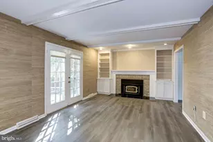 9012 Penn Manor Ct, Springfield, VA 22153 - Photo 11