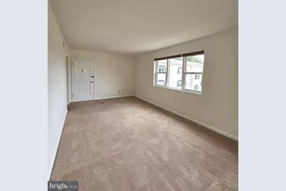 3045 Patrick Henry Drive #301, Falls Church, VA 22044 - Photo 5