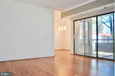 2850 Dover Lane #203, Falls Church, VA 22042 - Photo 3